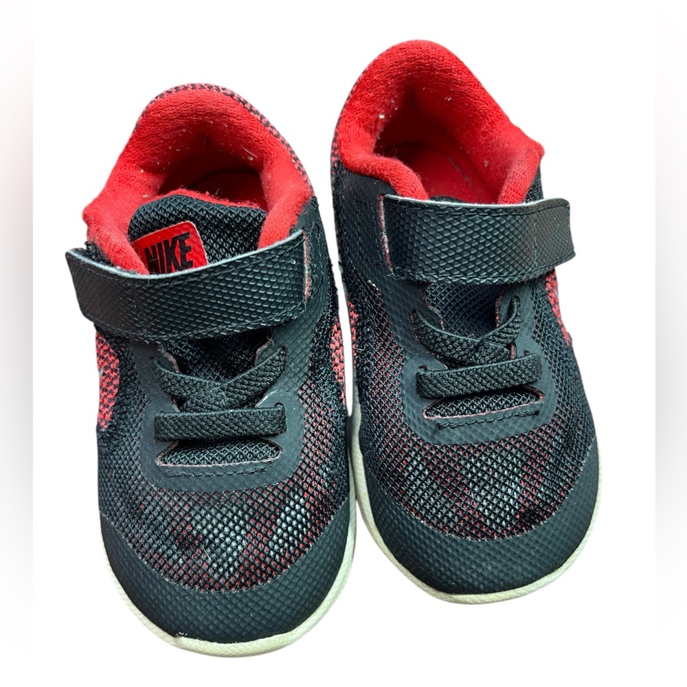Nike Revolution 3, black and red sneakers, hook and loop closure ,baby 5C